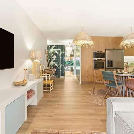 Botany Executive 6p Avec Piscine, A 5 Min Du Port Διαμέρισμα