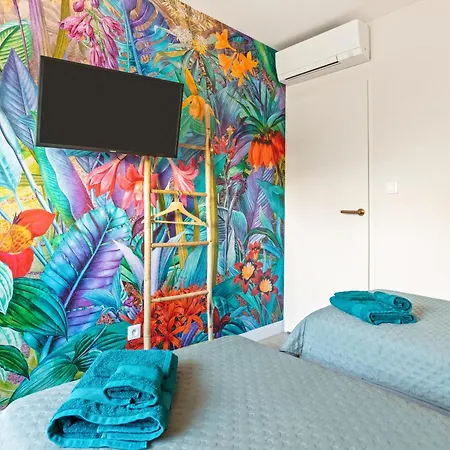 Botany Executive 6p Avec Piscine, A 5 Min Du Port アパート