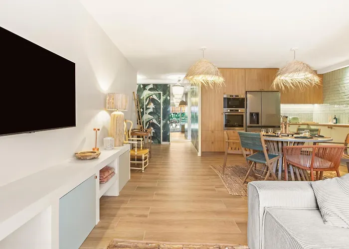 Botany Executive 6p Avec Piscine, à 5 Min Du Port Apartamento